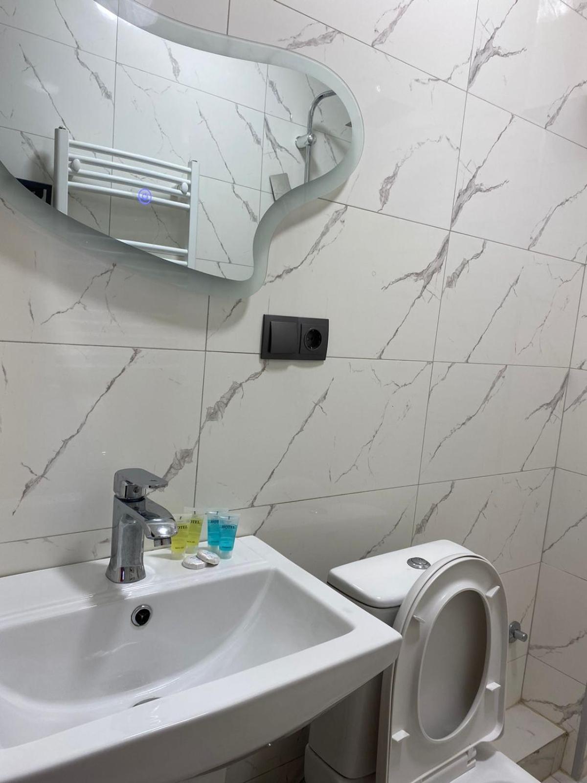 Boutique Hotel Raqwine Tbilisi Buitenkant foto